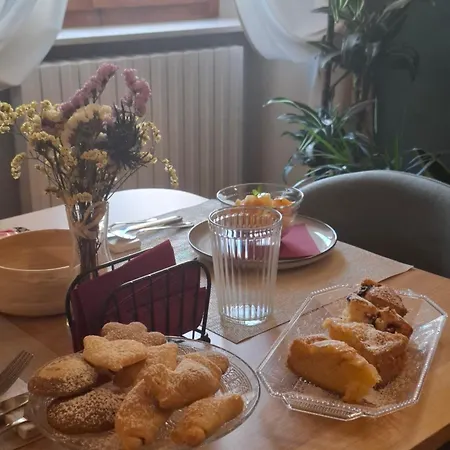 Dimora Storica Nella Torre 3*