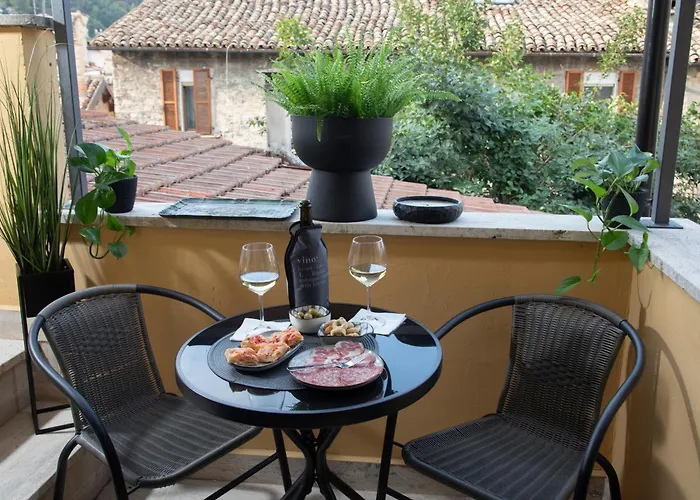 Dimora Storica Nella Torre Bed & Breakfast