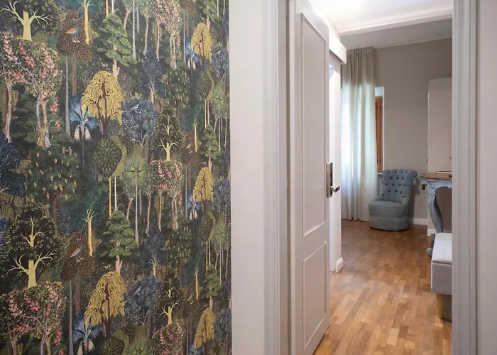 Dimora Storica Nella Torre Bed & Breakfast 3*